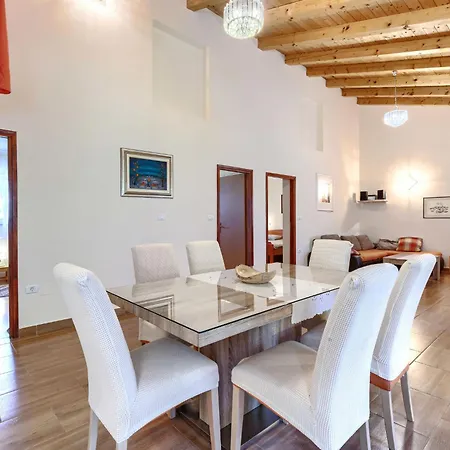 Erminia By Interhome