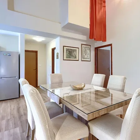 Erminia By Interhome Hébergement de vacances *